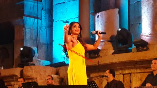 مهرجان جرش يفضح " سيلكون " دينا حايك ( صورة ) مهرجان جرش يفضح " سيلكون " دينا حايك ( صورة )