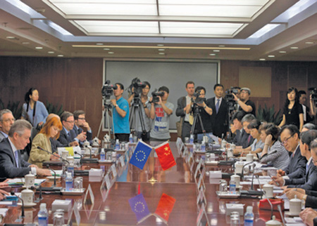 صفقة تطوي نزاع أوروبا والصين على الألواح الشمسية