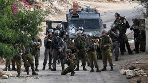 إصابة شاب فلسطيني برصاص الاحتلال شمال القدس