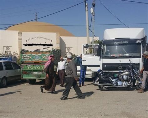 مصلون يجبرون إماماً بالأغوار على إنهاء الخطبة .. لانها طويلة مصلون يجبرون إماماً بالأغوار على إنهاء الخطبة .. لانها طويلة