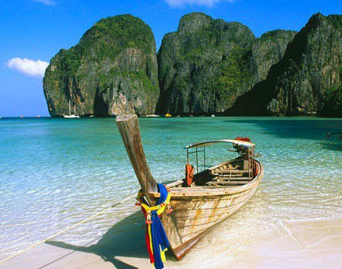 مسيرة كرنفالية تايلندية في وسط البلد