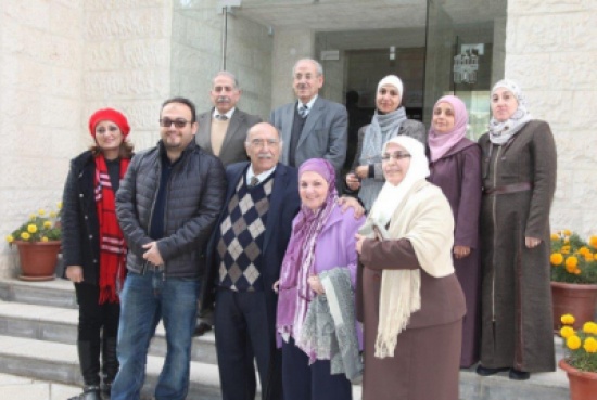 جامعة البترا تكرم مدير المركز الصحي الدكتور علي دودين جامعة البترا تكرم مدير المركز الصحي الدكتور علي دودين