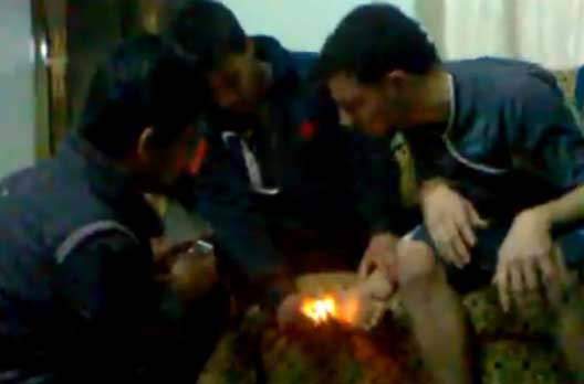 شاهد كيف حرق نفسه