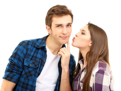 6 نماذج لفتيات يقعن في فخ الحب الوهمي 6 نماذج لفتيات يقعن في فخ الحب الوهمي