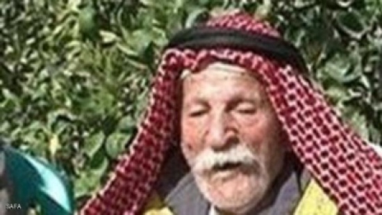 300 حفيد لأكبر معمر في غزة 300 حفيد لأكبر معمر في غزة