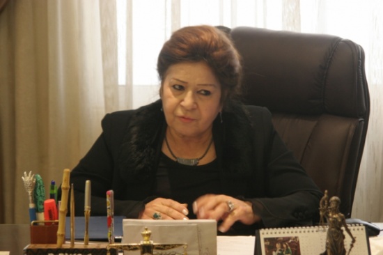 العين القاضي حكمت تدعو لإحلال ثقافة المسؤولية بدلا من ثقافة الحصانة العين القاضي حكمت تدعو لإحلال ثقافة المسؤولية بدلا من ثقافة الحصانة