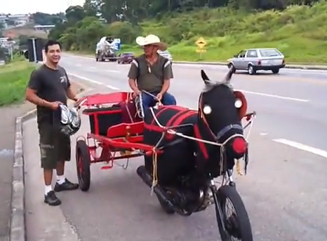 عربة تجرها دواب الحصان