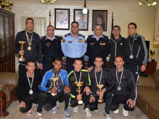 امن إقليم الوسط يكرم فريقيألعاب القوى وكرة الطاولة