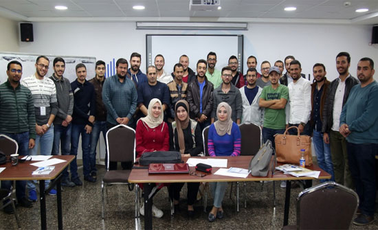 ورشة عمل في "المهندسين" بعنوان "مقدمة في تصميم الأنظمة الكهروضوئية" ورشة عمل في "المهندسين" بعنوان "مقدمة في تصميم الأنظمة الكهروضوئية"