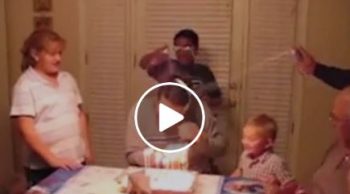 بالفيديو.. عيد ميلاد يتحول لكارثة بسبب المزاح