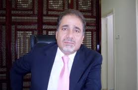 وزير النقل يلتقي نقيب اصحاب التكسي وزير النقل يلتقي نقيب اصحاب التكسي