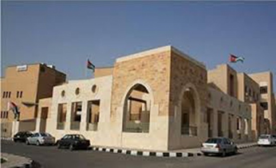 ضبط كميات كبيرة من المواد الاستهلاكية الفاسدة ضبط كميات كبيرة من المواد الاستهلاكية الفاسدة
