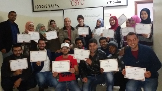 د. الطوباسي يخرج المشاركين في دورة القيادة د. الطوباسي يخرج المشاركين في دورة القيادة