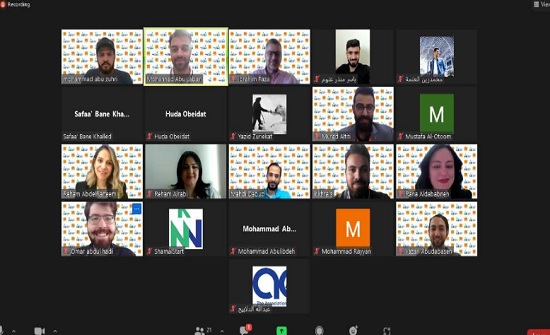 تخريج الدفعة الثانية من مختبر التصنيع الرقمي المتنقل تخريج الدفعة الثانية من مختبر التصنيع الرقمي المتنقل
