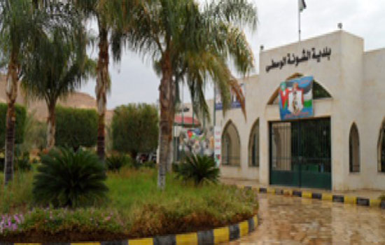 مجهولون يطلقون النار على " بلدية الشونة " ويلوذون بالفرار مجهولون يطلقون النار على " بلدية الشونة " ويلوذون بالفرار