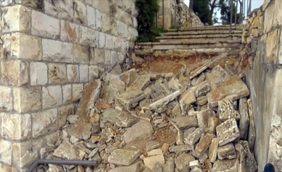 عين على القدس يرصد اعتداءات الاحتلال على المقابر الاسلامية عين على القدس يرصد اعتداءات الاحتلال على المقابر الاسلامية