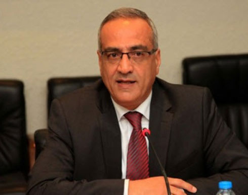 الأطباء الجدد يؤدون اليمين القانونية أمام وزير الصحة الأطباء الجدد يؤدون اليمين القانونية أمام وزير الصحة