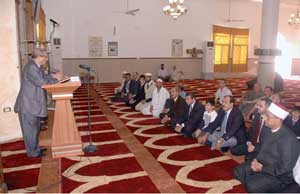 وزير الأوقاف يفتتح مسجد ذي النورين بعمان