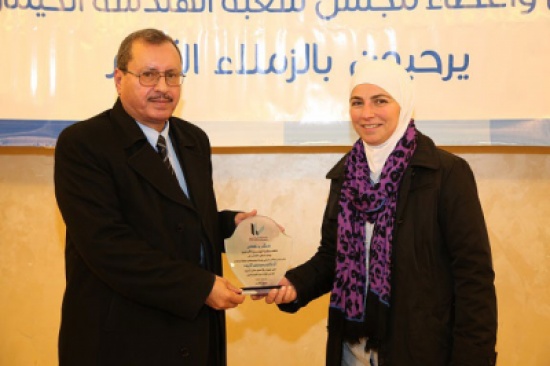 الشعبة الكيماوية في "المهندسين" تكرم ذوي الخبرة من منتسيها الشعبة الكيماوية في "المهندسين" تكرم ذوي الخبرة من منتسيها