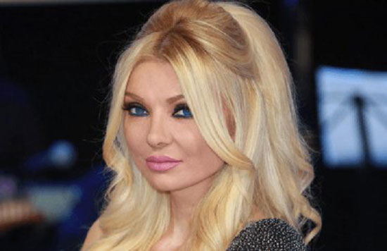 بالفيديو :  لحظة وصول ميريام كلينك إلى مركزالشرطة للتحقيق معها