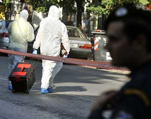 طرود ملغمة جديدة بسفارات أثينا 