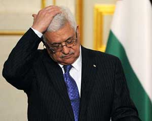 العلاقة مع سوريا تفجر خلافات بفتح