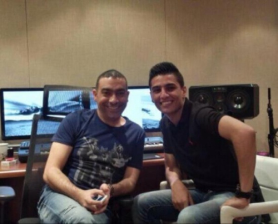 محمد عساف في الستديو ويُحضّر لأغنية مصرية.. بالصور محمد عساف في الستديو ويُحضّر لأغنية مصرية.. بالصور