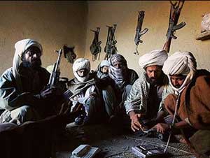 "جندالله" تهدد باستهداف مصالح أمريكية رداً على إدراجها في قائمة الإرهاب