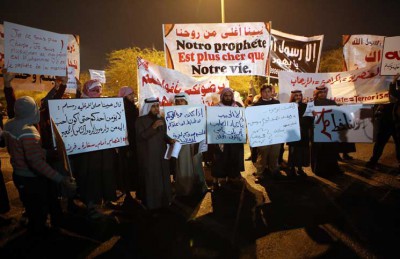“علماء المسلمين” يدعو الأمة للتظاهر سلميا ضد الإساءة للنبي محمد “علماء المسلمين” يدعو الأمة للتظاهر سلميا ضد الإساءة للنبي محمد