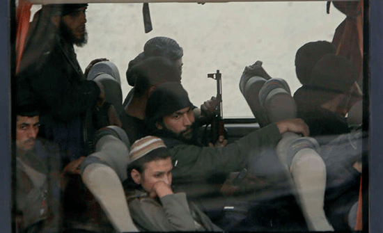 أنباء عن اتفاق على خروج المسلحين من كامل القلمون الشرقي بريف دمشق أنباء عن اتفاق على خروج المسلحين من كامل القلمون الشرقي بريف دمشق