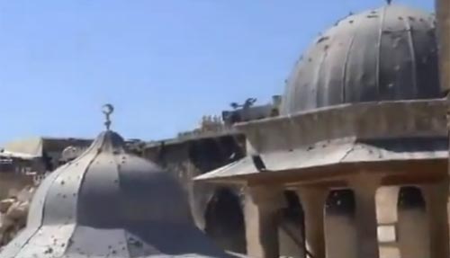 هدم مئذنة الجامع الأموي في حلب ( فيديو ) هدم مئذنة الجامع الأموي في حلب ( فيديو )