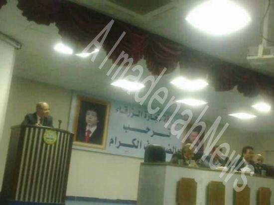 قانونية النواب تجتمع بتجار ومستأجرين في الزرقاء ( صور ) قانونية النواب تجتمع بتجار ومستأجرين في الزرقاء ( صور )