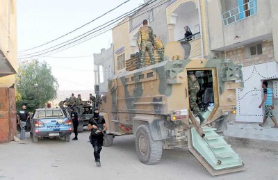 تمديد “حالة الطوارئ” تثير جدلًا في تونس