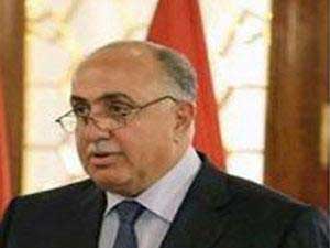 وزير الزراعة يلتقي عددا من المزارعين في سوق العارضة  