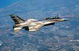 الطيران الحربي الإسرائيلي يغير على غزة