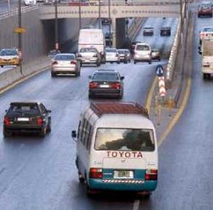 السماح لوسائط النقل العام بتغيير اتجاهاتها يوم الانتخابات  