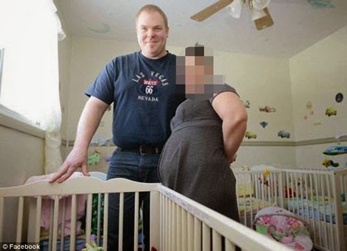 بالصور : المرأة التي خدعت مدينة كاملة بحملها الكاذب