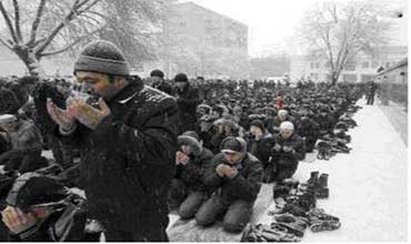 صلاة الثلج ... صور