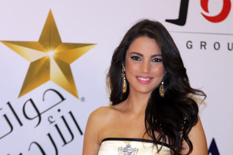 درة : انتظروني في رمضان المقبل مع مطرب سوبر ستار 