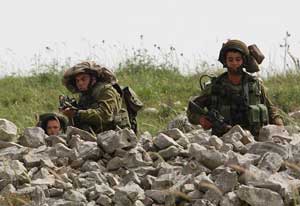 مواجهات بين الفلسطينيين وجنود الاحتلال شرق بيت لحم