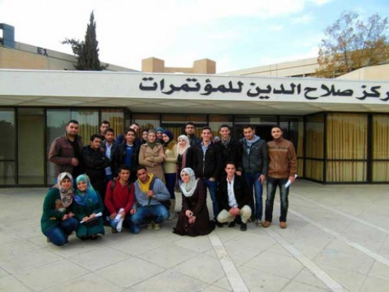 يوم توعوي لطفل التوحد في جامعة العلوم والتكنولوجيا