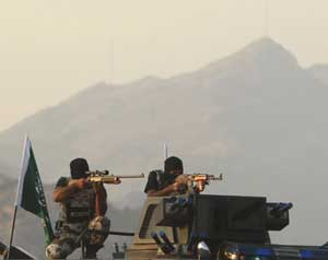 القاعدة تنفي التخطيط لهجمات بالحج