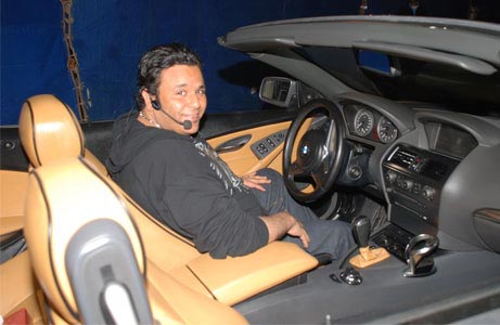 محمد فؤاد: لا خلاف مع عمرو ياب وأرفض الإستعانة بفتيات يرقصن بالفيديو كليب  