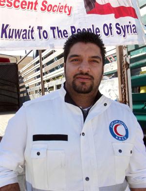 متطوعو الهلال الأحمر يواصلون تقديم العون للسوريين بالأردن