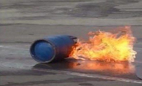 إصابة أب وطفلته بانفجار إسطوانة غاز في عجلون إصابة أب وطفلته بانفجار إسطوانة غاز في عجلون