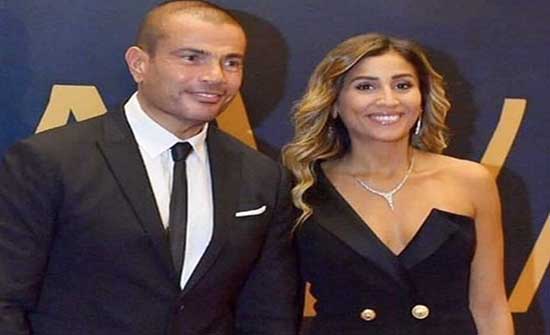 لو تزوجها سيكلّفه الأمر نصف ثروته.. مفاجأة في علاقة عمرو دياب ودينا الشربيني (فيديو) لو تزوجها سيكلّفه الأمر نصف ثروته.. مفاجأة في علاقة عمرو دياب ودينا الشربيني (فيديو)