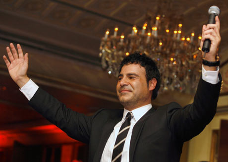 هل سيقيم عاصي الحيلاني في أمريكا ويترك لبنان ؟!