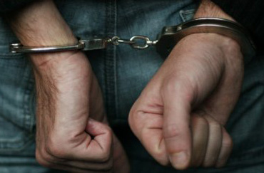 القبض على عصابة متخصصة بسرقة المحروقات من صهاريج «المصفاة» القبض على عصابة متخصصة بسرقة المحروقات من صهاريج «المصفاة»