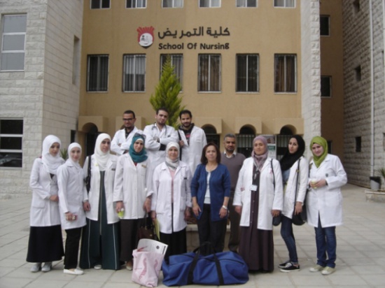 يوم طبي تثقيفي لتمريض "الأردنية" بعنوان "اعرف أكثر"