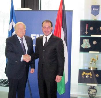 الأمير علي يلتقي رئيس FIFA جوزيف بلاتر